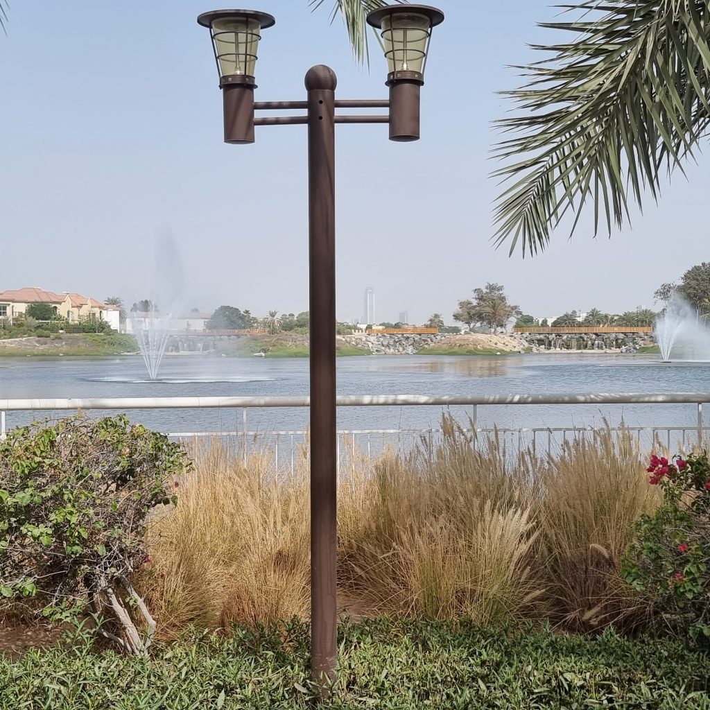 Fountain view at brunch places in dubai Brunch and Cake Resturant