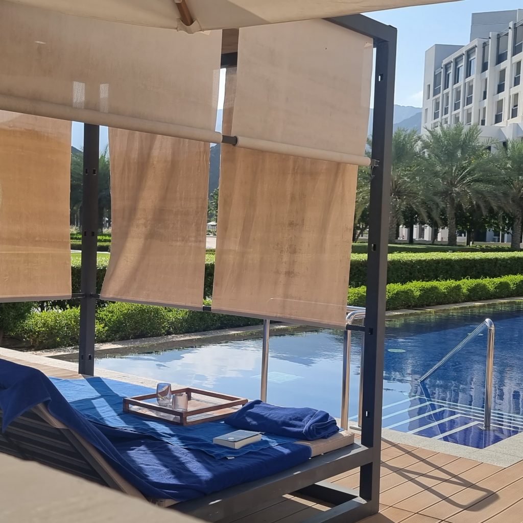 adult pool at InterContinental Fujairah